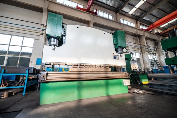 Máy chấn CNC 500 tấn