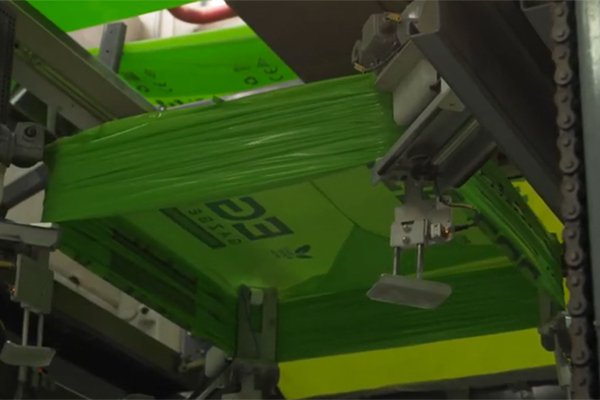 Máy quấn màng pallet